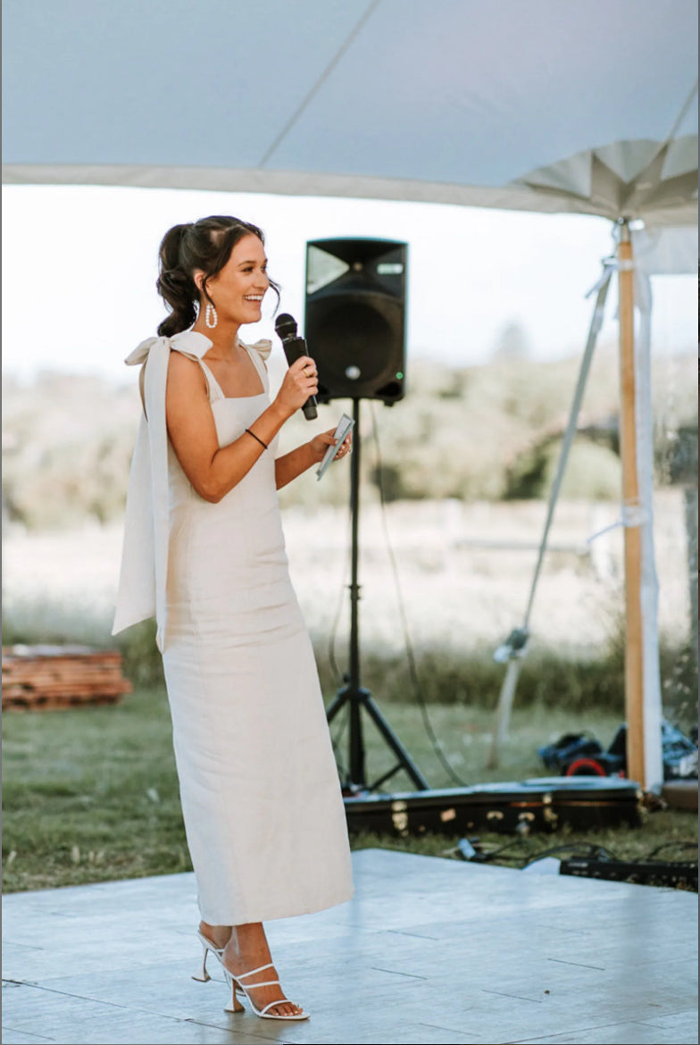 Brautjungfernkleid aus Leinen