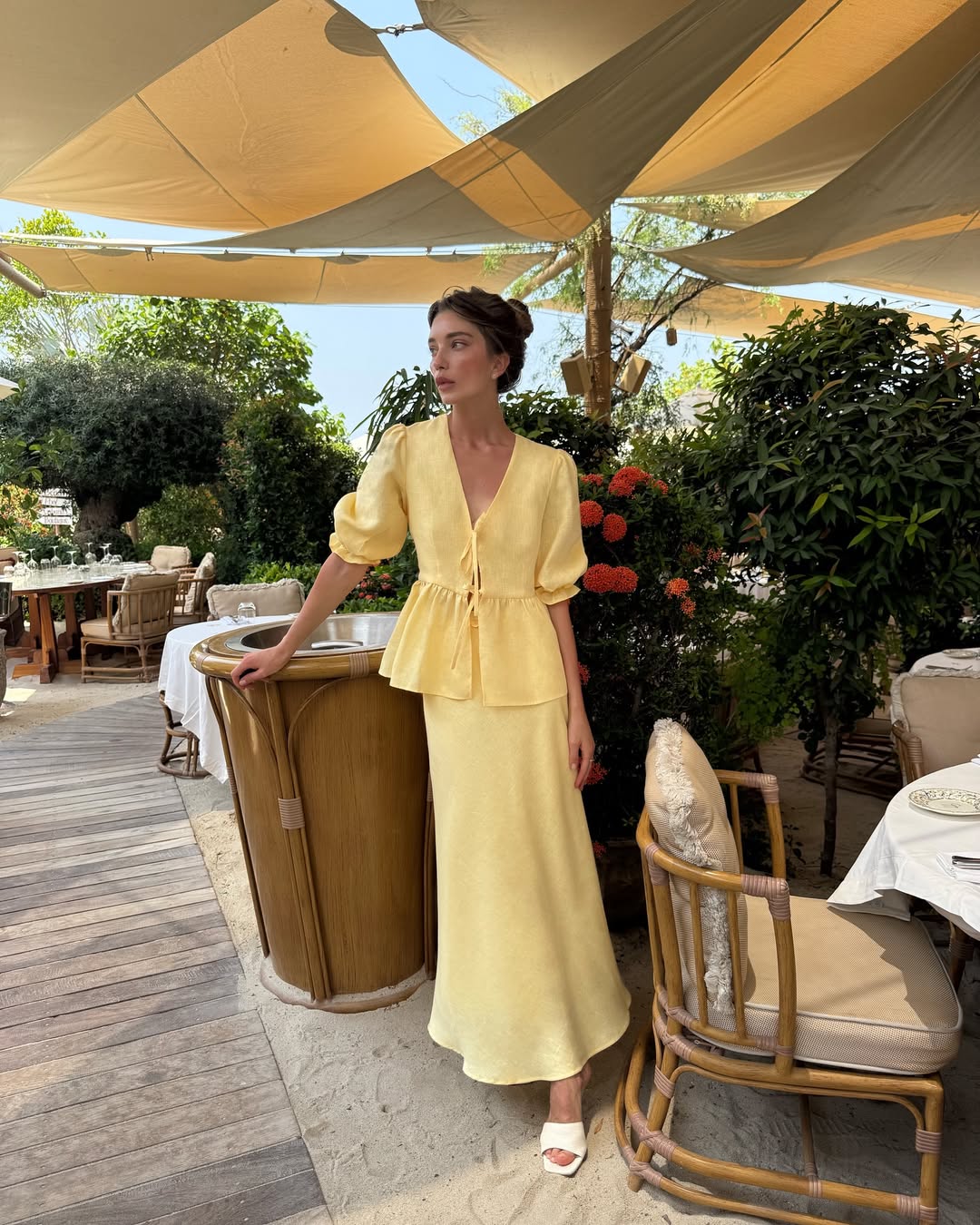Butter yellow linen co-ord styled for a summer vacation.