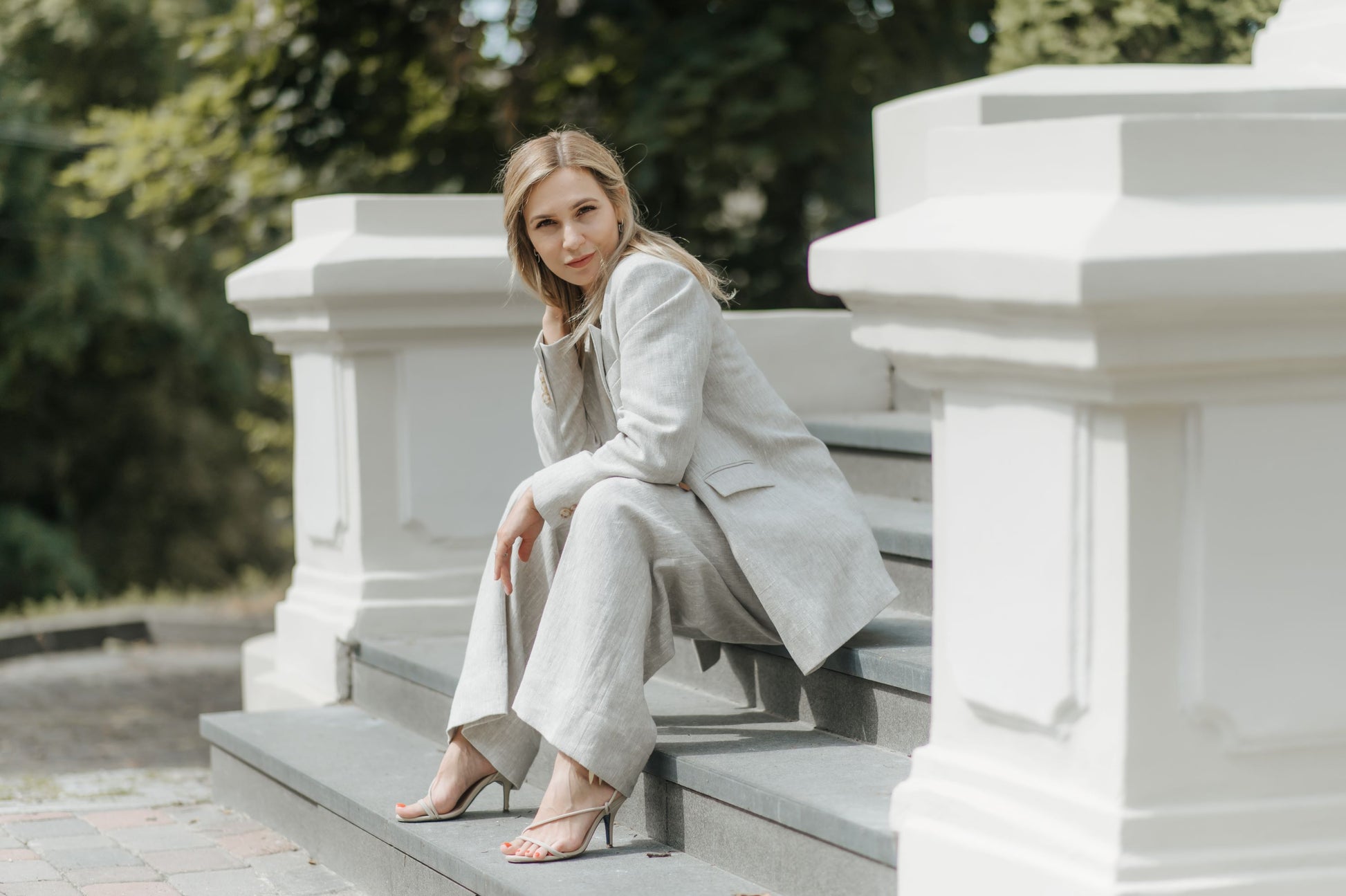 oversized natural linen blazer