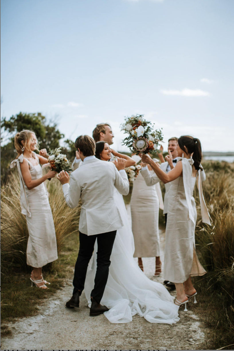 Brautjungfernkleid aus Leinen
