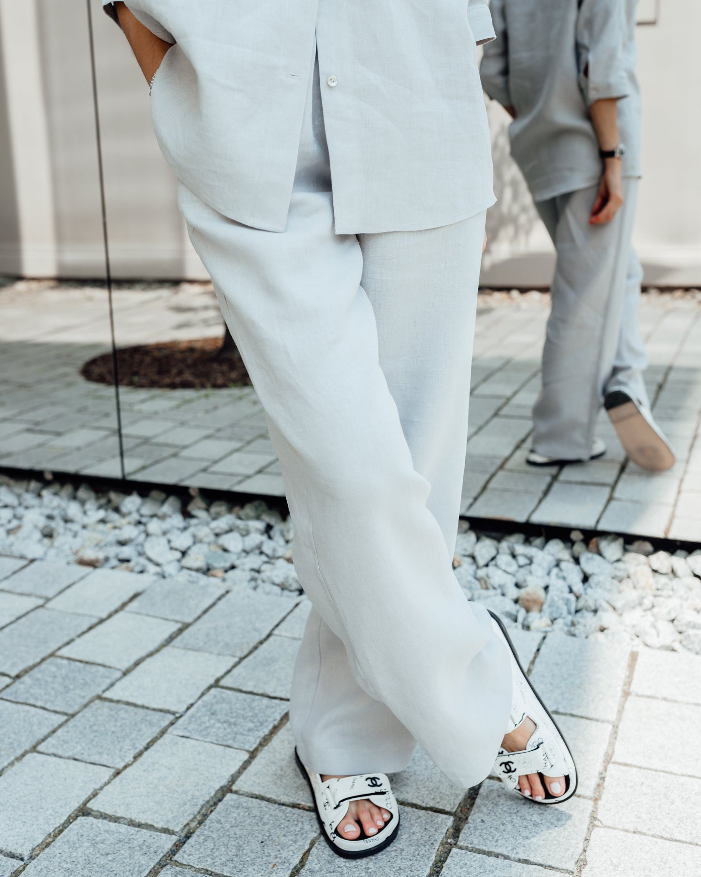 linen pants front detail